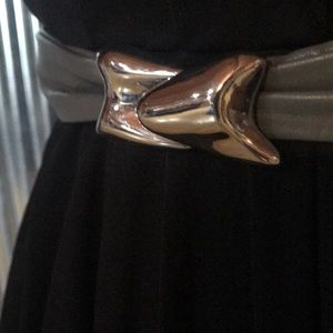 VTG 80’s gray leather adjustable fashion belt